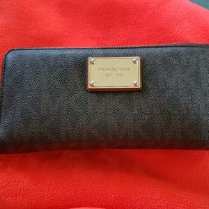 MK checkbook zipper wallet